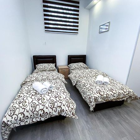 Kiko Apartmani Zrenjanin Eksteriør billede
