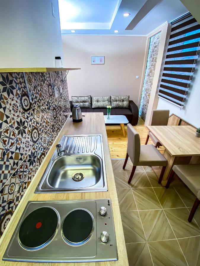 Kiko Apartmani Zrenjanin Eksteriør billede
