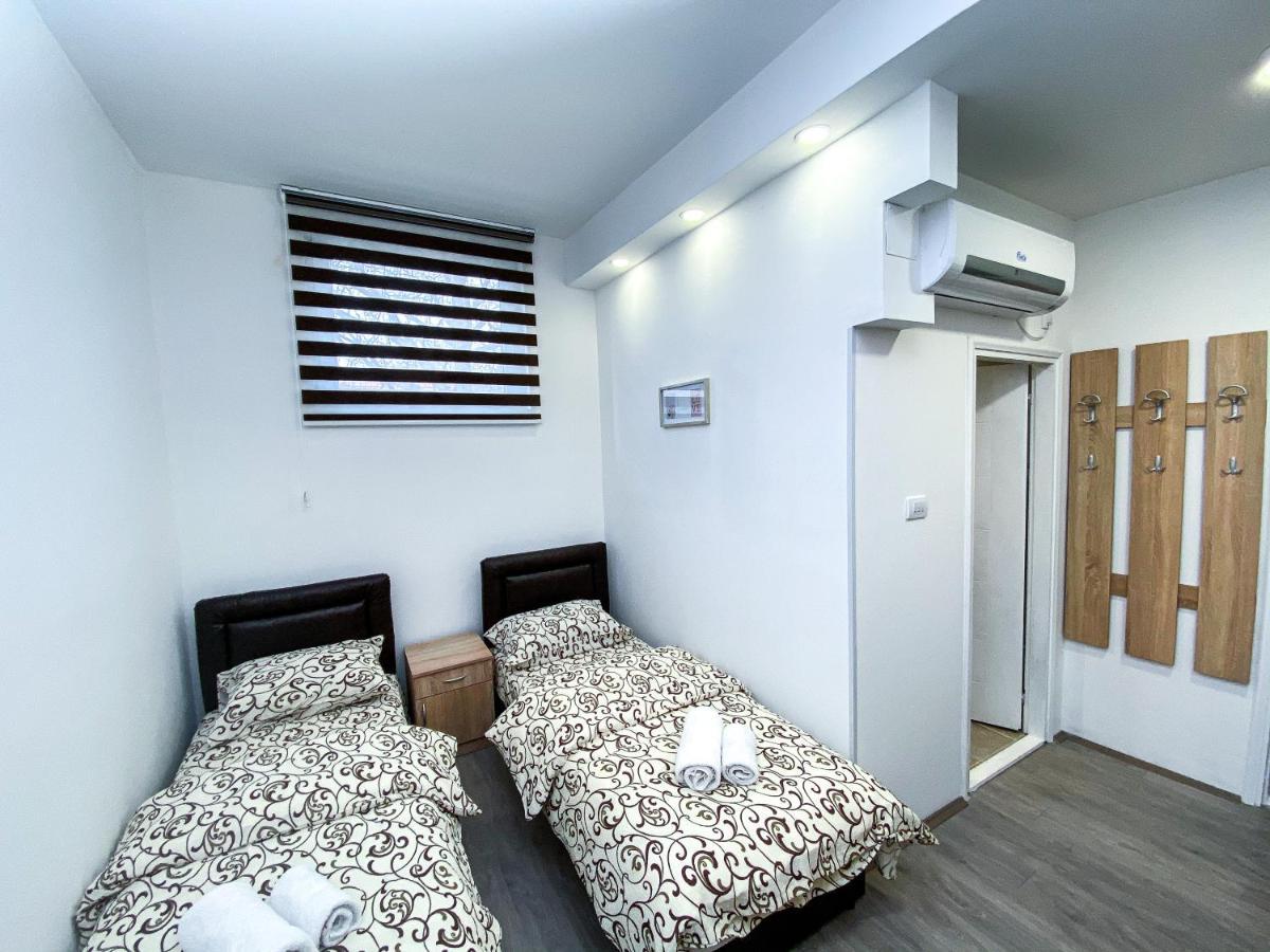 Kiko Apartmani Zrenjanin Eksteriør billede