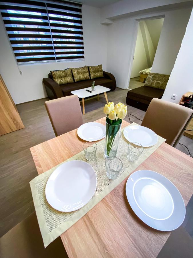 Kiko Apartmani Zrenjanin Eksteriør billede