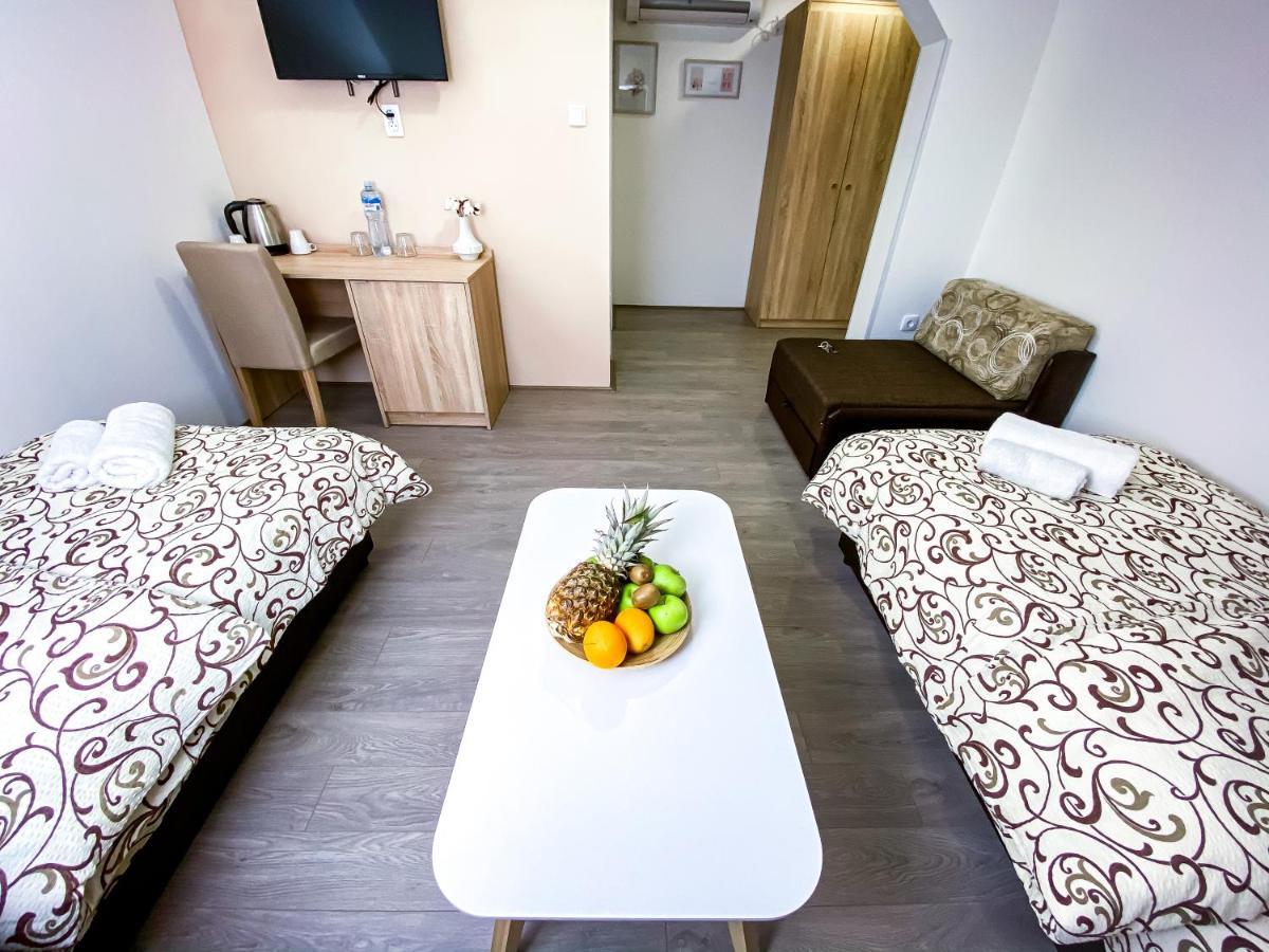 Kiko Apartmani Zrenjanin Eksteriør billede