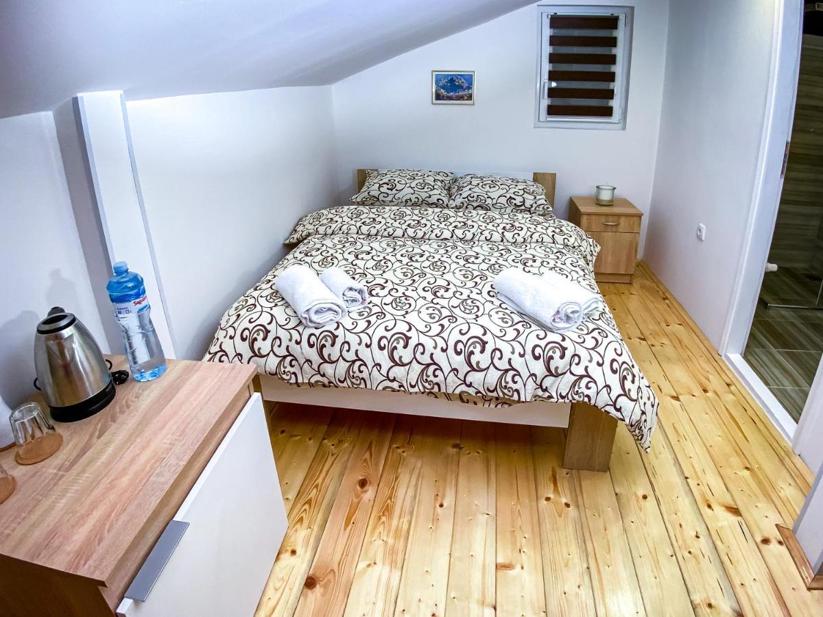 Kiko Apartmani Zrenjanin Eksteriør billede